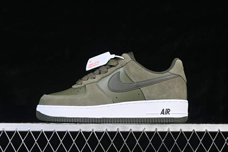 Picture of Air Force 1 _SKUfw21872907679009495fw